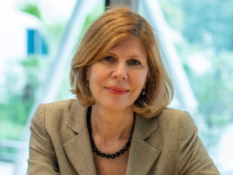  رئيسة الجامعة الاميركية في الكويت (AUK) د. روضة عواد