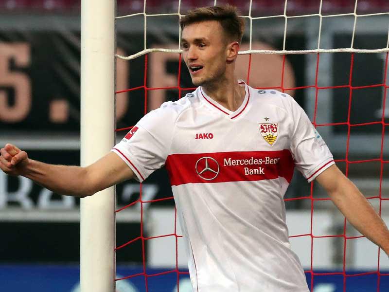 مهاجم نادي شتوتغارت ساسا كالادزيتش