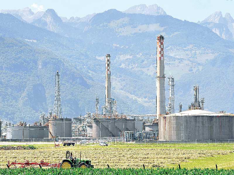 سعر برميل النفط 