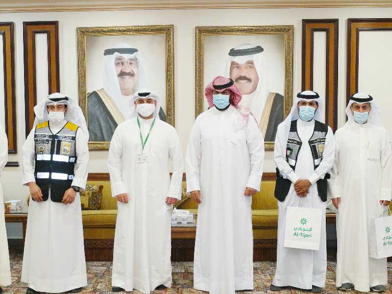 تكريم ممثلي الوزارات بحضور محافظ العاصمة وممثل البنك يوسف محسن