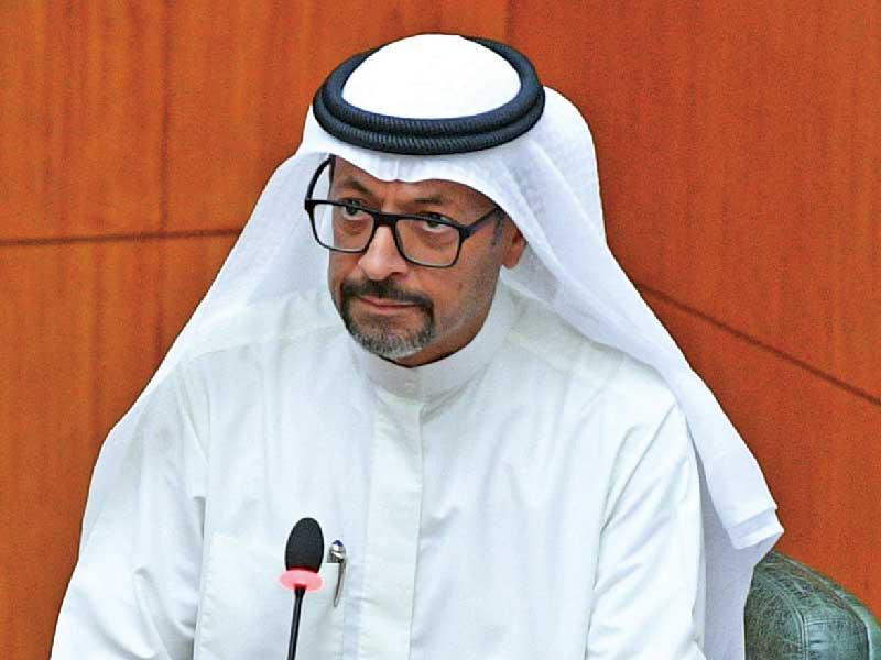  وزير المالية خليفة حمادة