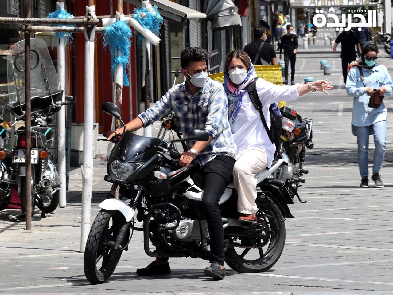 وفيات «كورونا» في إيران تتجاوز 100 ألف