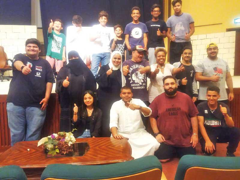 فريق عمل المسرحية 