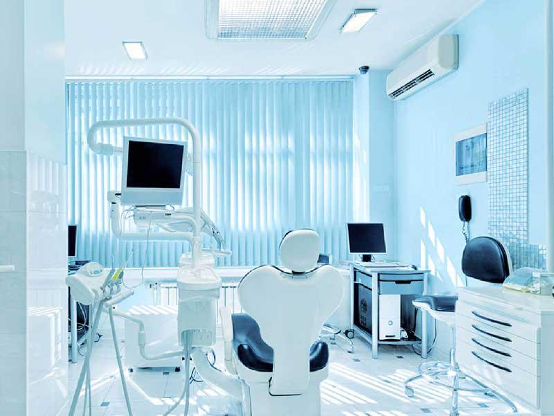 عيادة أسنان