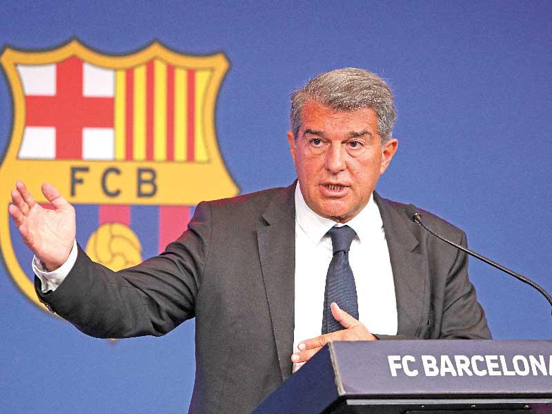 رئيس نادي برشلونة جوان لابورتا