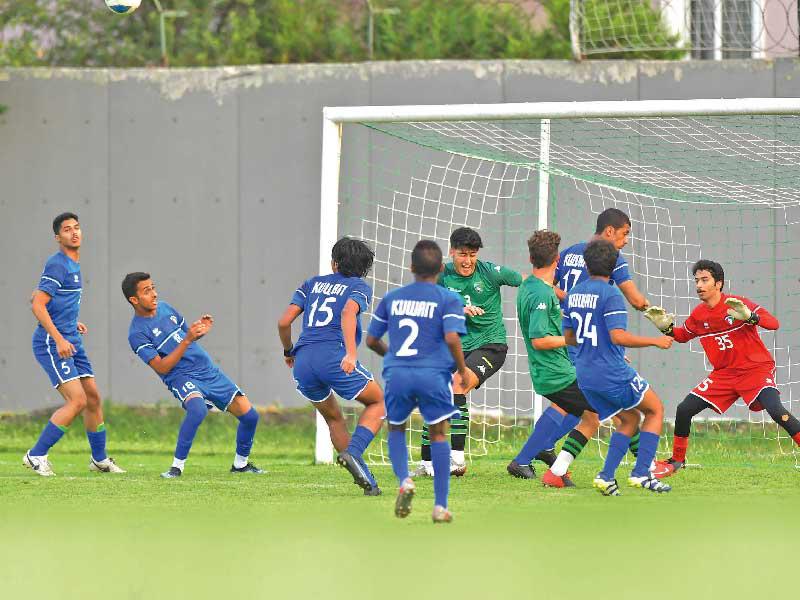 جانب من مباراة منتخب الشباب مع كوجالي التركي