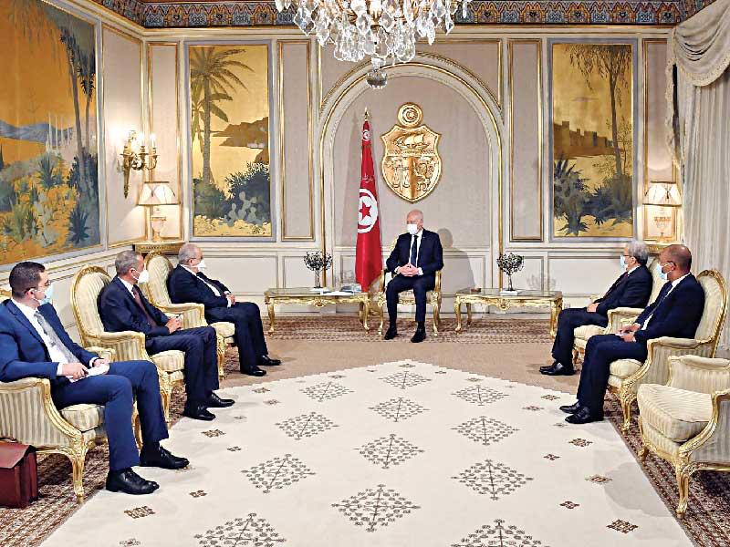 سعيد مستقبلاً وزير خارجية الجزائر أمس الأول  (أ ف ب)