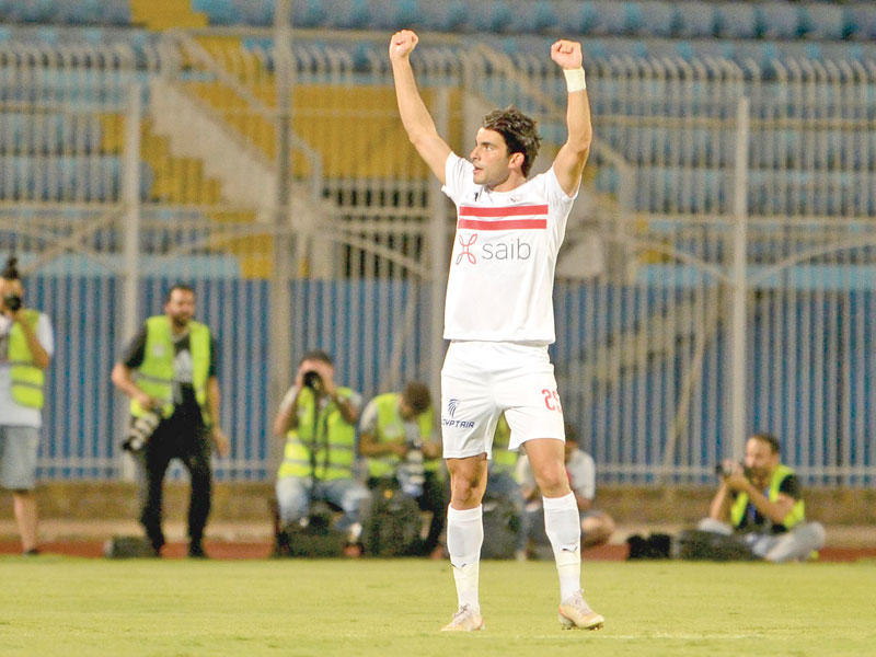 أحمد سيد «زيزو» يحتفل بتسجيل الهدف الأول للزمالك في مرمى الإنتاج الحربي