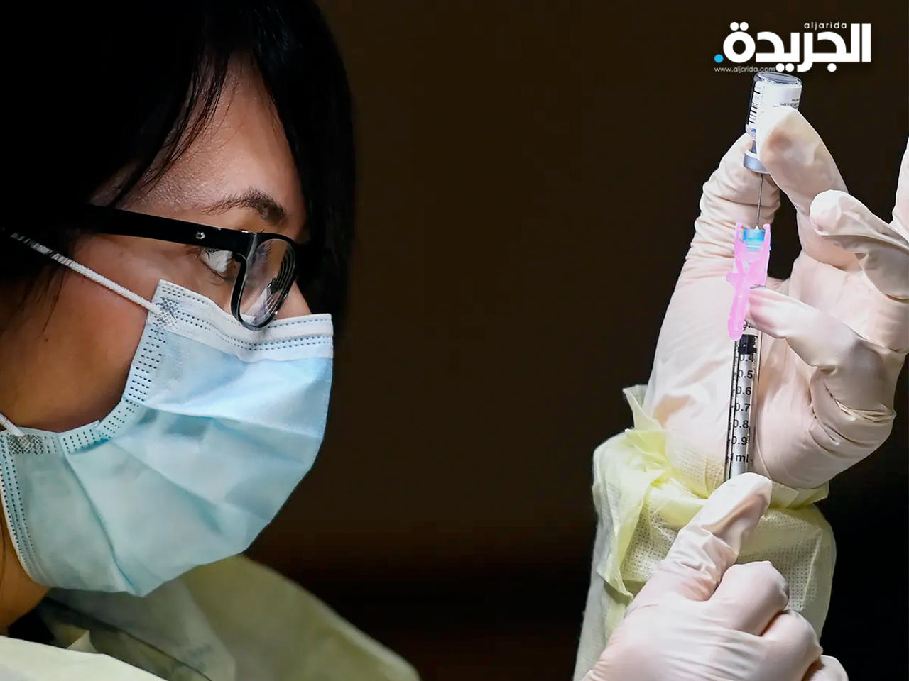 إلزام الممرضات بتلقي لقاح «كورونا» يدفعهن للاستقالة في أمريكا