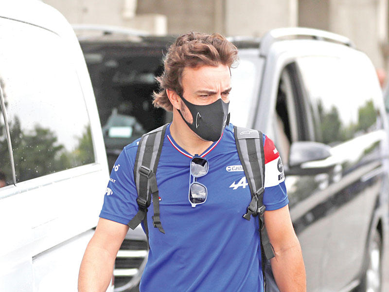 السائق الإسباني فرناندو ألونسو 