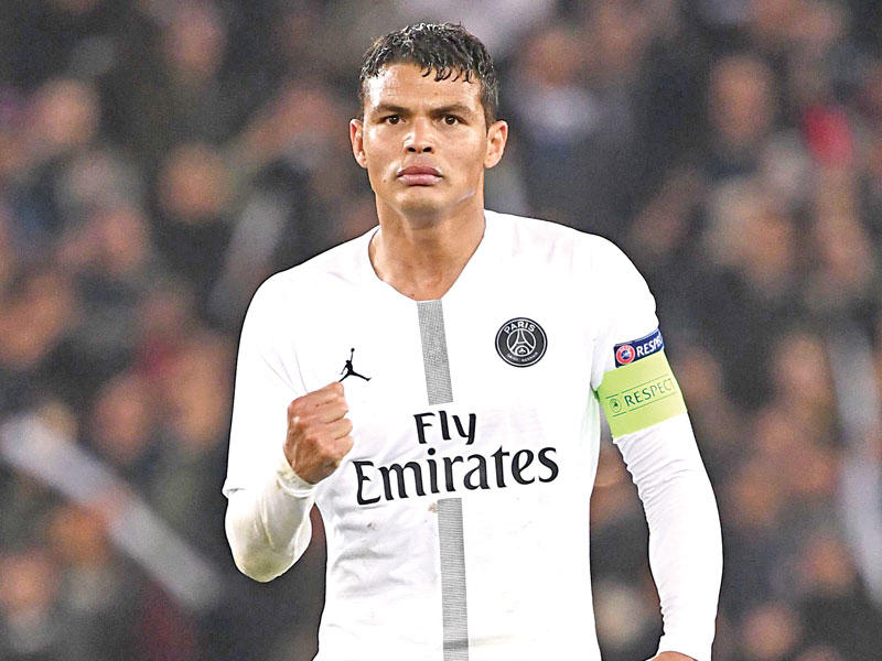 المدافع المخضرم تياغو سيلفا 