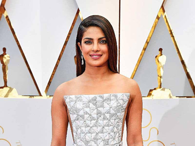 الممثلة الهندية ​بريانكا تشوبرا