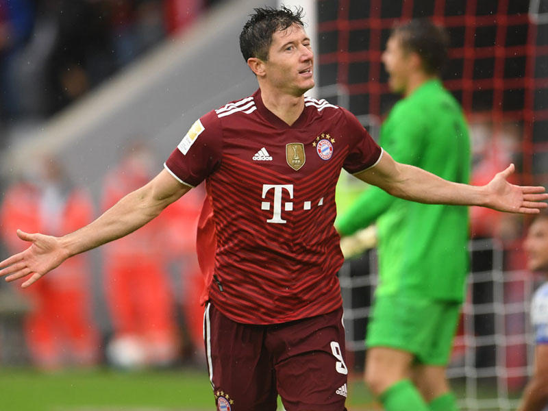 البولندي روبرت ليفاندوفسكي 