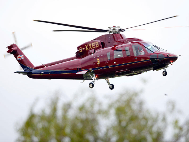 هبوط اضطراري لمروحية الملكةn