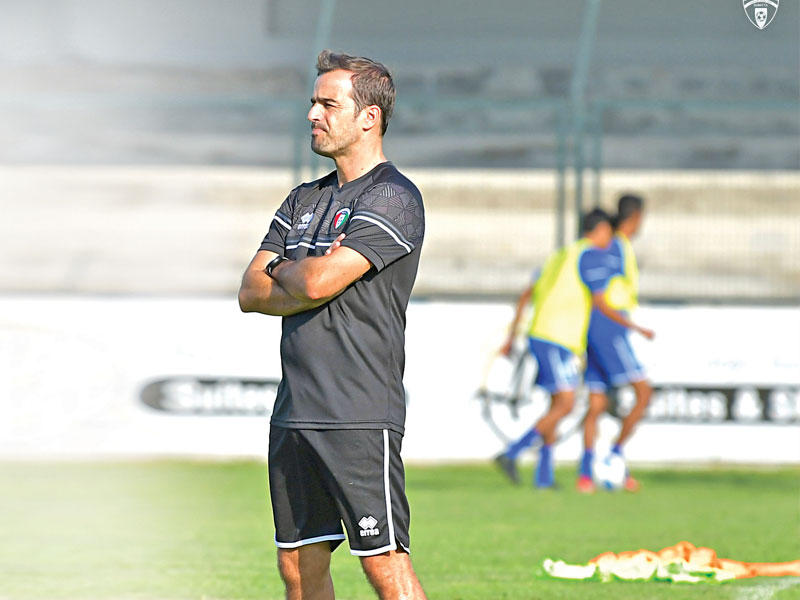 المدرب الإسباني مارتينيز 