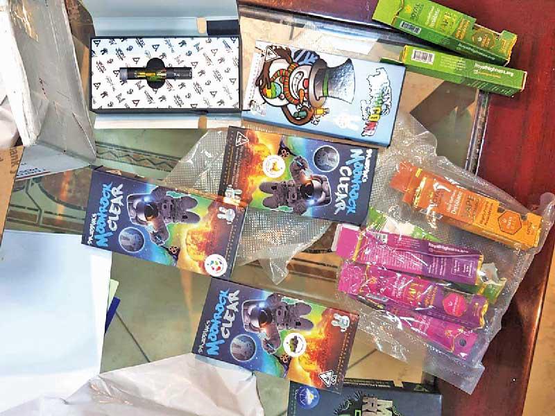 جانب من المواد المخدرة المضبوطة