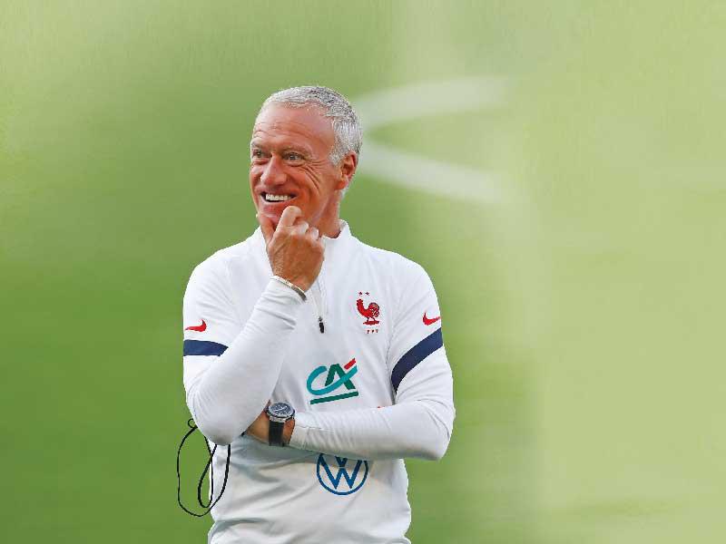 المدير الفني لمنتخب فرنسا  ديدييه ديشان