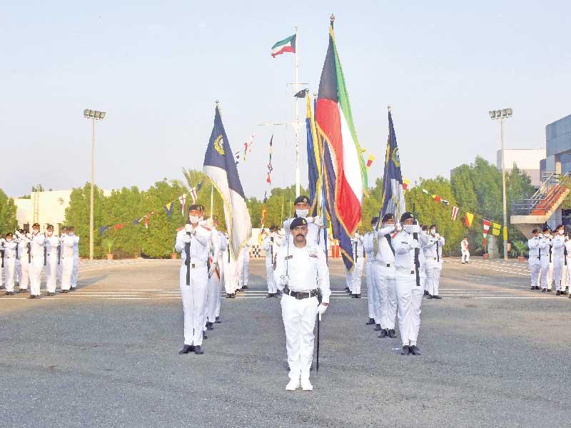 جانب من حفل التخرج أمس