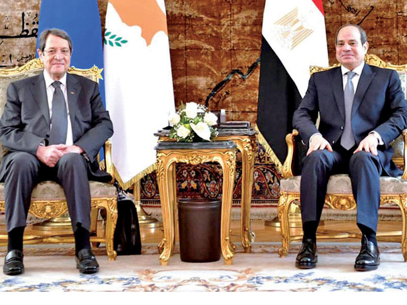 الرئيس المصري عبدالفتاح السيسي مع نظيره القبرصي نيكوس أناستاسياديس
