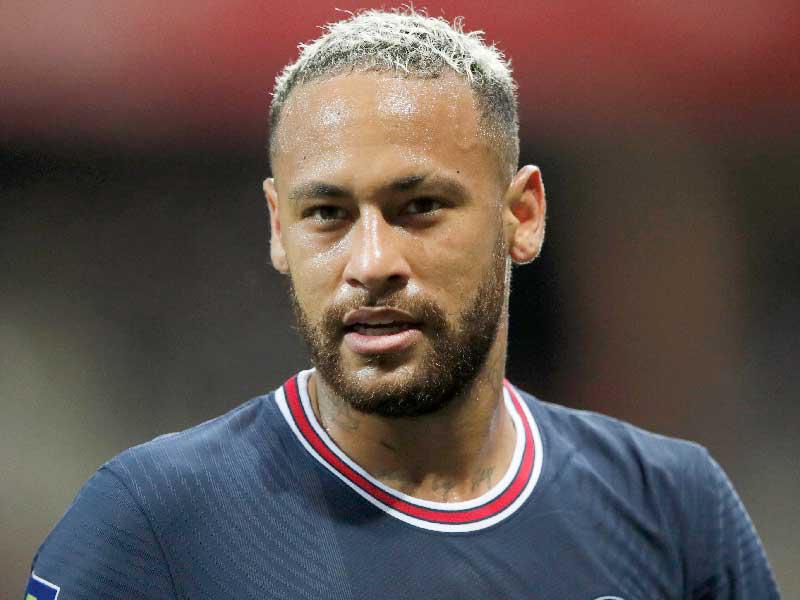 نجم باريس سان جيرمان البرازيلي نيمار