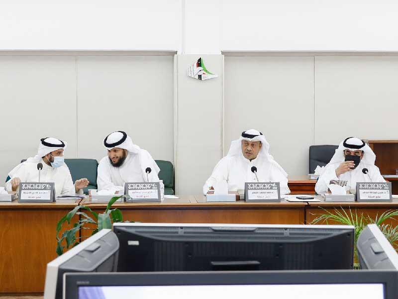 اجتماع سابق للجنة التعليمية البرلمانية