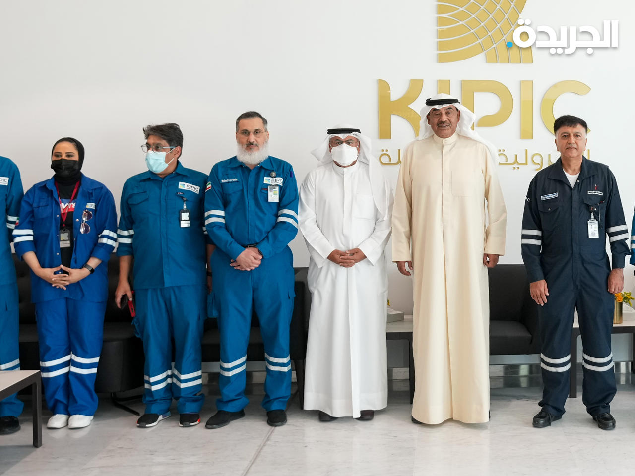 رئيس الوزراء والوزير الفارس خلال زيارة المشروع