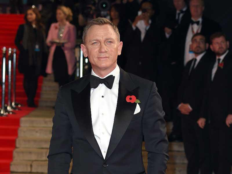 الممثل البريطاني دانيال كريغ 