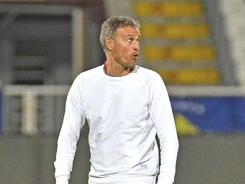 المدير الفني لإسبانيا  لويس إنريكي مارتينيز