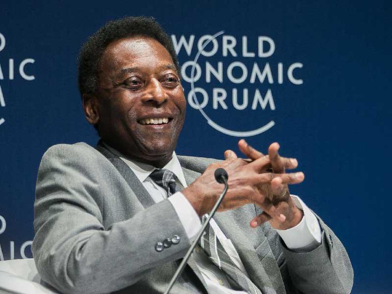  أسطورة كرة القدم البرازيلية بيليه 