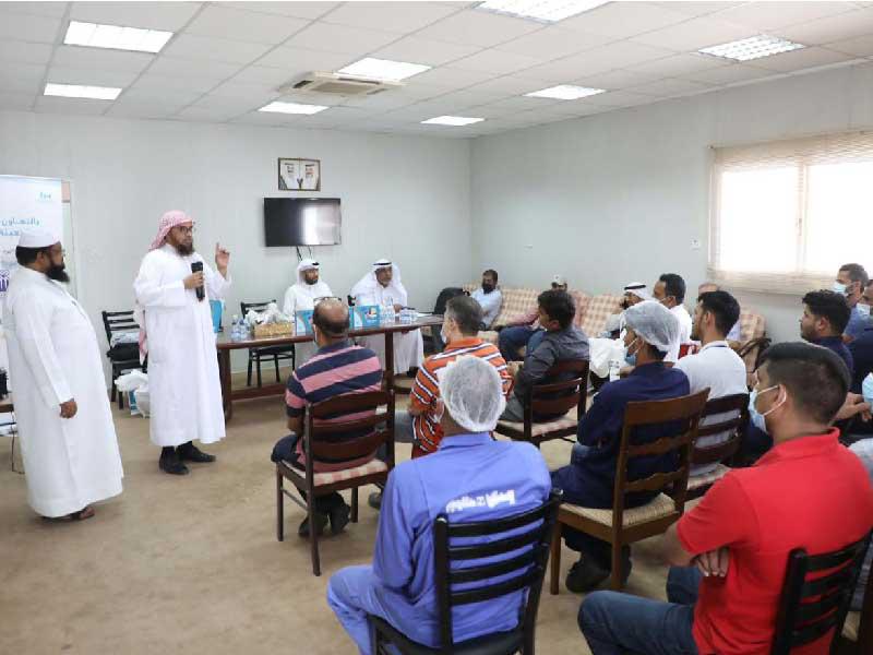 جانب من الزيارة