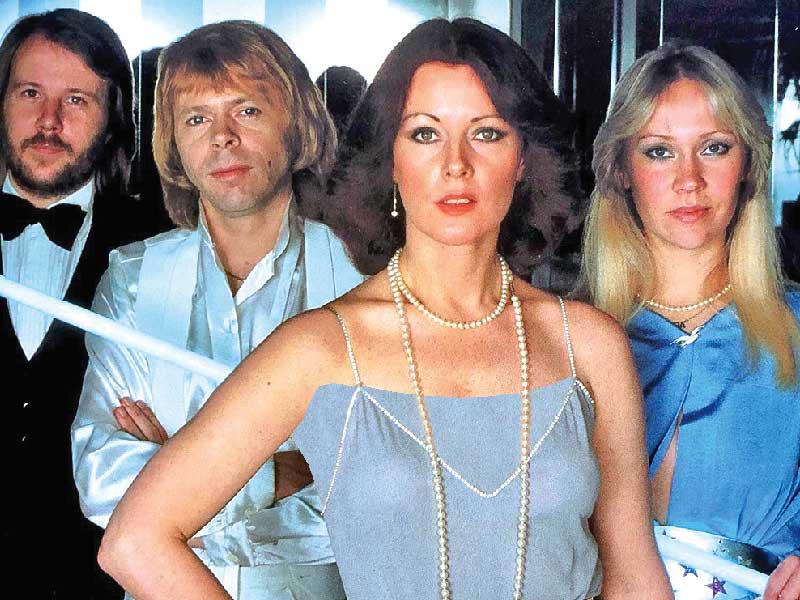 أعضاء من فرقة «ABBA»