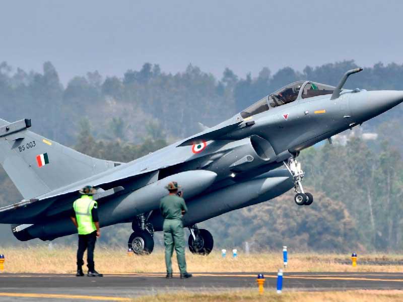 باريس ترحب بنية أثينا شراء 6 «رافال» إضافية