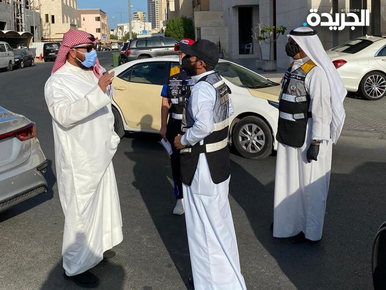 محافظ العاصمة خلال الجولة