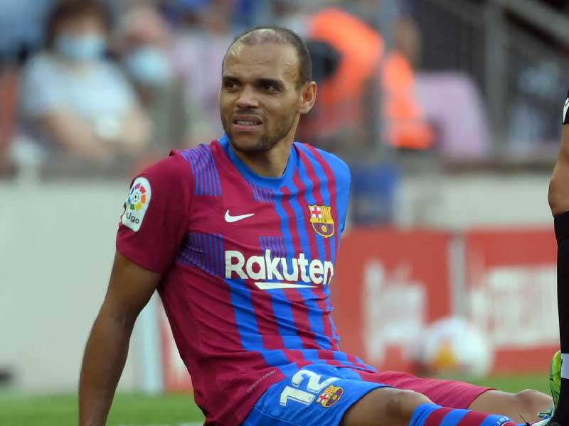  مهاجم برشلونة الإسباني الدنماركي مارتن برايثوايت