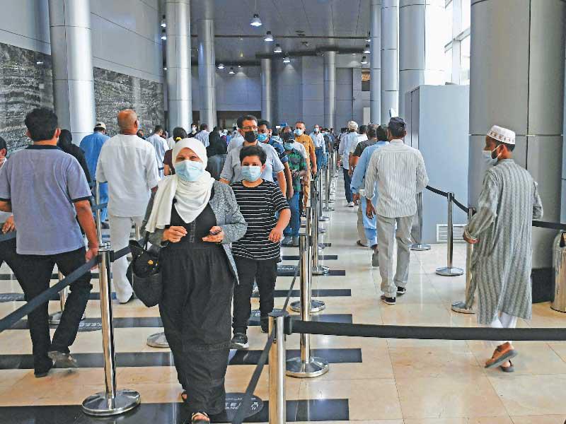 إقبال على التطعيمات من كل الفئات العمرية