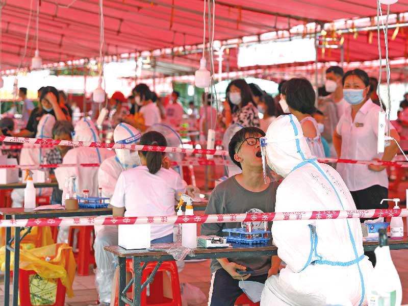 إجراء فحوص لملايين الطلاب في مدارس بمدن جنوب الصين 