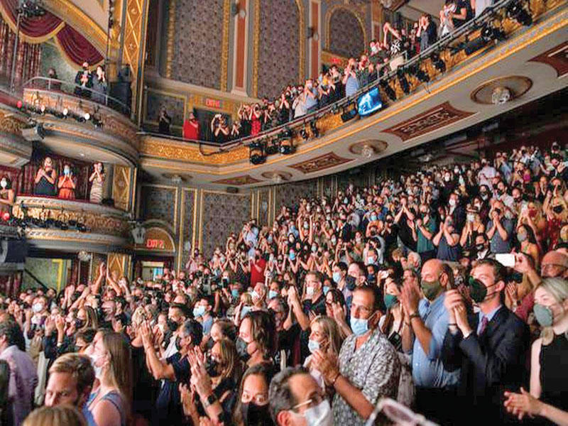 الجمهور سعيد بعودة الحياة