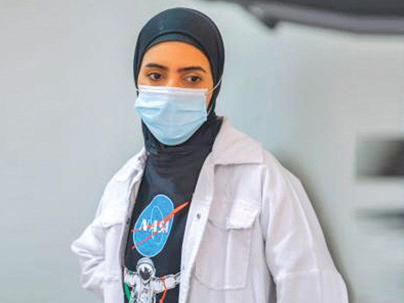 الكاتبة مريم نصير 