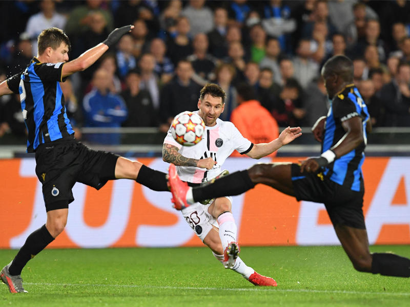 ميسي نجم باريس خلال مواجهة كلوب بروج