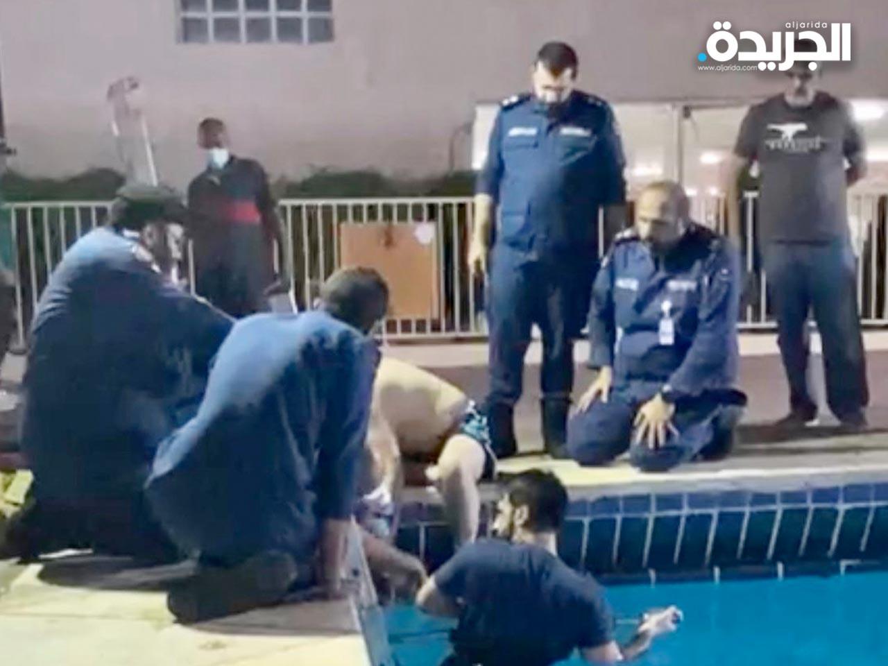إنقاذ طفل بعد انحشار قدمه في حوض سباحة