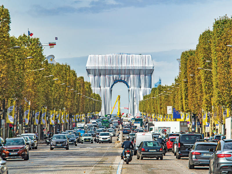 مدينة باريس (تصوير عبدالمجيد الشطي)