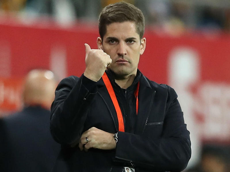 المدير الفني لغرناطة  روبرت مورينو