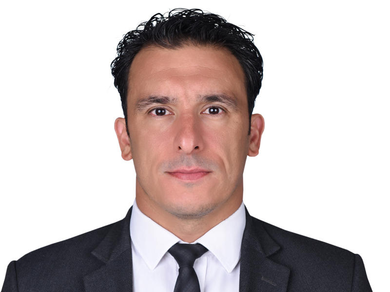 الباحث الرئيسي للورقة الأستاذ المساعد في قسم الرياضيات والفيزياء بـ «الأسترالية» د. صادق ضمرة