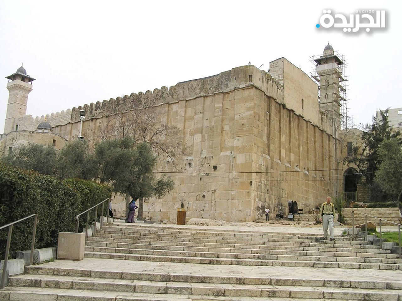 الاحتلال يغلق الحرم الإبراهيمي أمام المصلين