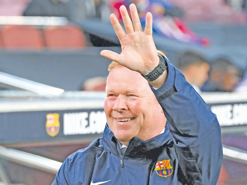 مدرب برشلونة  رونالد كومان 