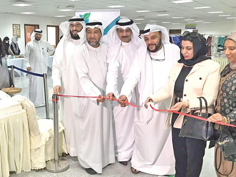 جانب من المعرض