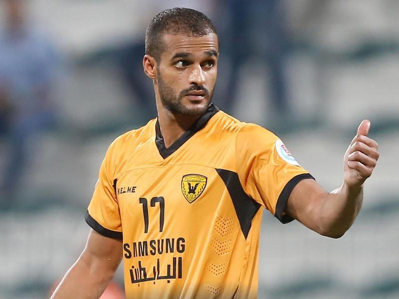  لاعب فريق القادسية لكرة القدم بدر المطوع