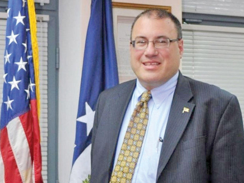 الدبلوماسي إيثان غولدريتش 