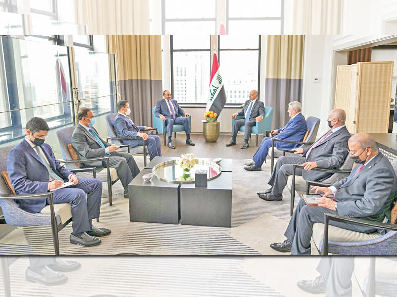 ممثل الأمير خلال لقائه الرئيس العراقي
