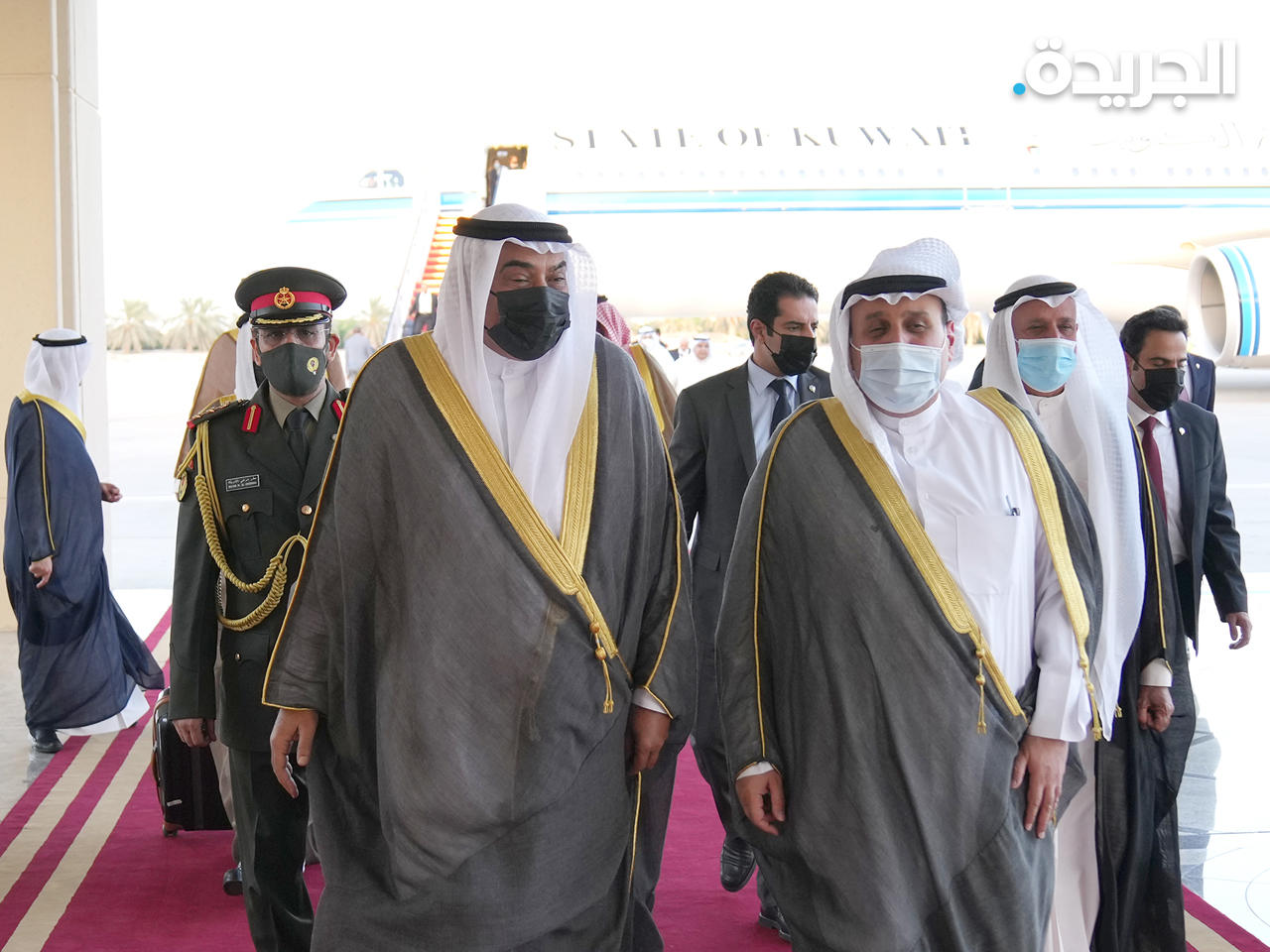 الخالد يعود إلى البلاد